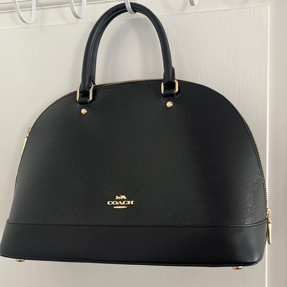 Beautiful coach satchel.